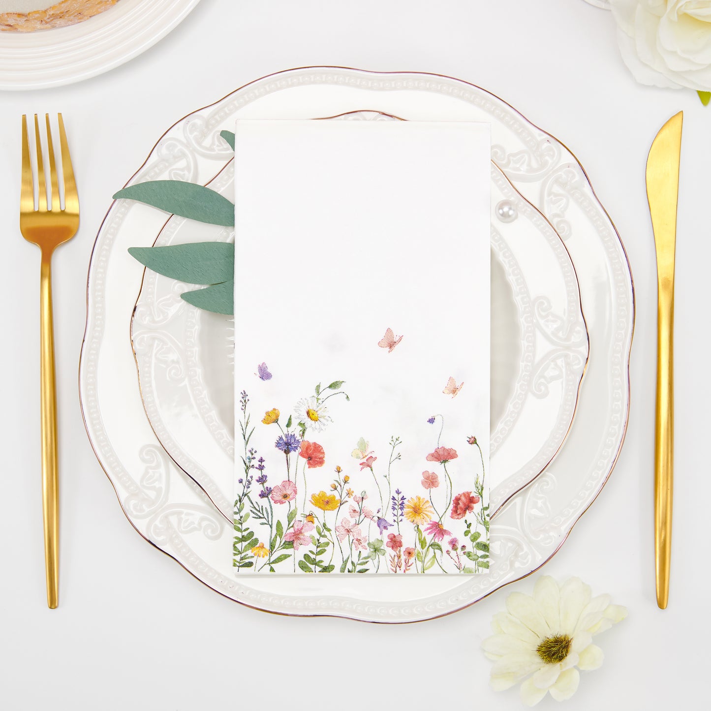 Crisky 100 Pcs Wildflower Floral Dinner Disposable Paper Napkins for Wedding/Engagement/Bridal Shower/Baby Shower/Anniversary Party Decoration, 3-Ply